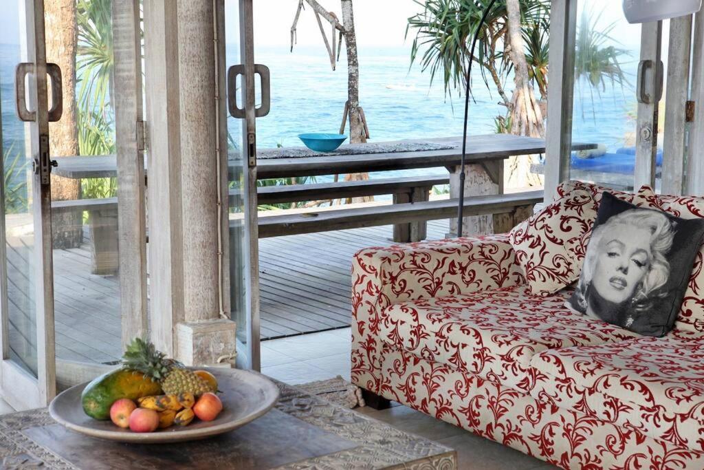 Villa Lumba Lumba - Oceanfront & Spectacular View! Nusa Lembongan  Exterior photo